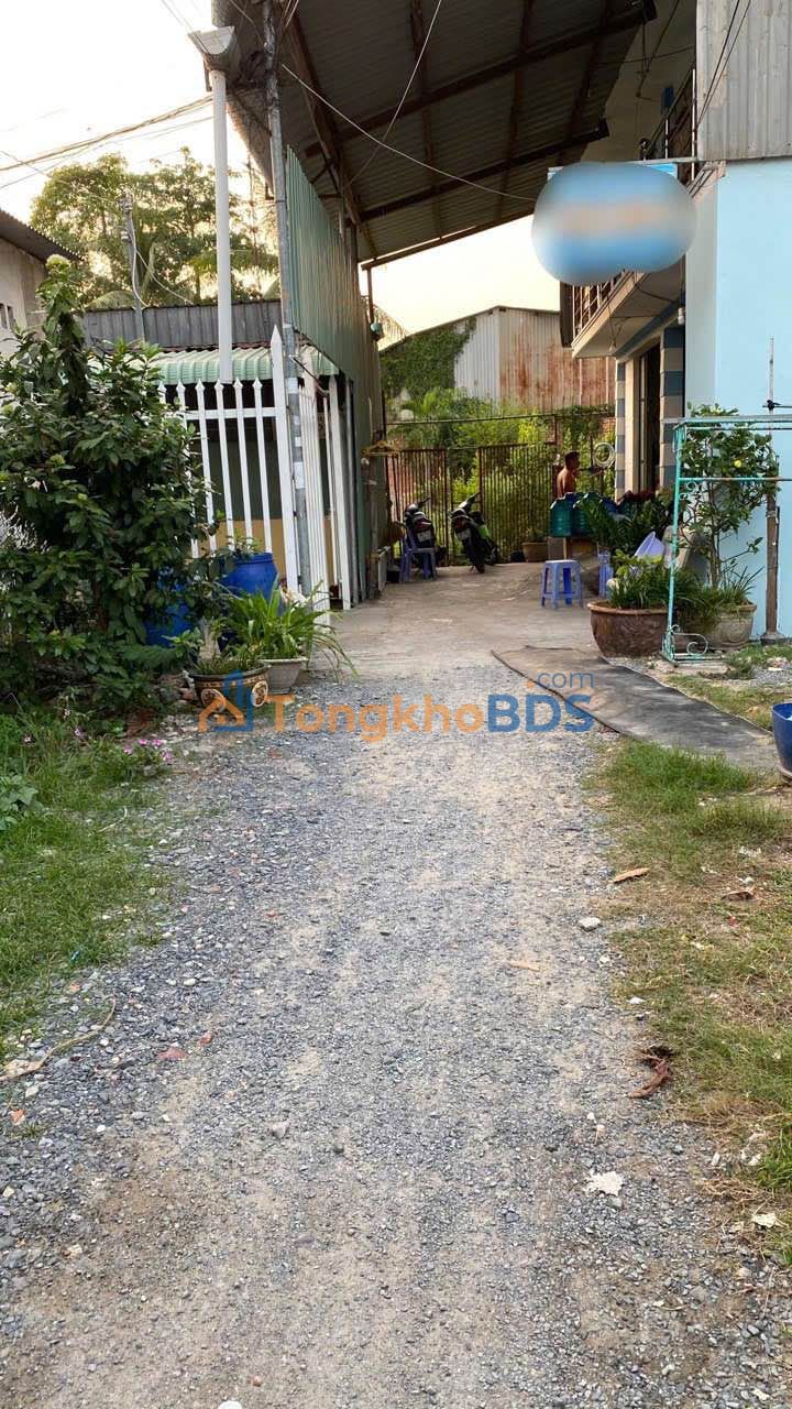 Bán Nền 161.8m² Mỹ Quý, Long Xuyên - Giá 2 Tỷ, Đường Oto