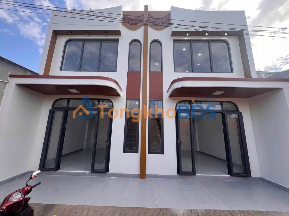 Cho thuê nhà mới Phường Phú Mỹ, Thủ Dầu Một - 2PN, Sân ô tô