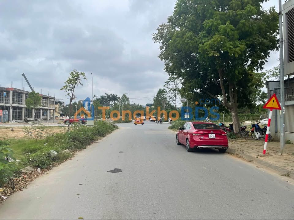 Đất nền Đông Hương, TP. Thanh Hóa 100m² - Lô đẹp giá tốt, đối diện chung cư