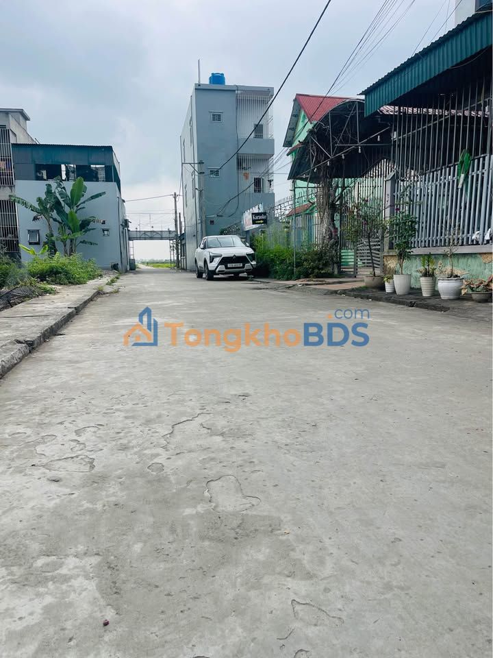 Bán đất tặng nhà mới xây Xã Đông La, Đông Hưng, Thái Bình - 91m²