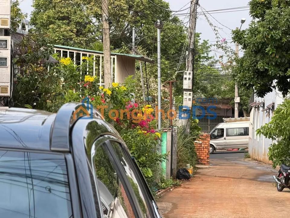 Đất Buôn Ma Thuột 125m² - Sổ Viết Tay Gần Mặt Tiền Nguyễn Thị Định - Giá 610 Triệu