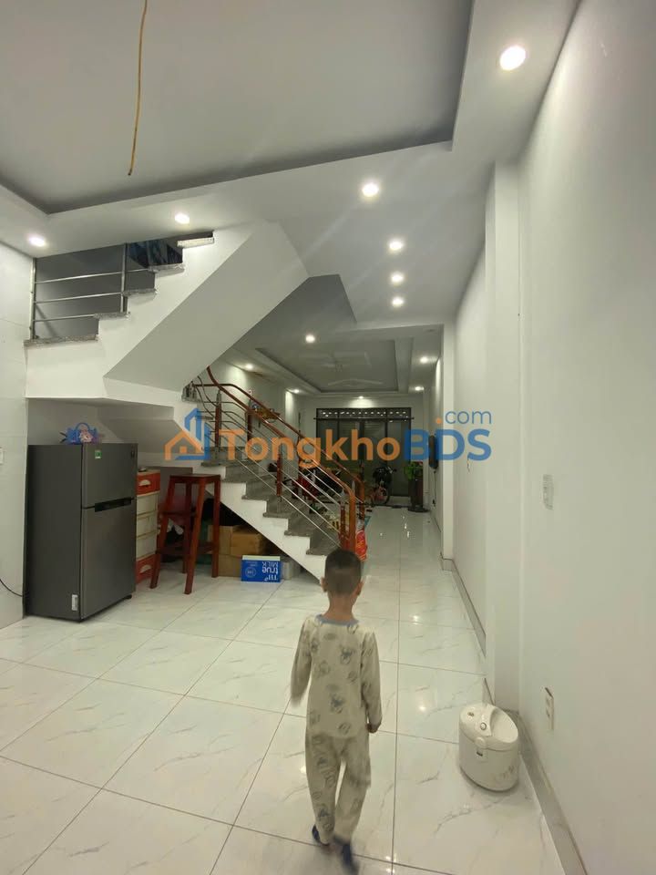 Nhà 2 Mặt Ngõ Ô Tô Tránh 56m² Cầu Niệm, Hải Phòng - Giá 1.7 Tỷ