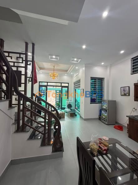 Nhà 3 Tầng Phố Hàng Đồng, Nam Định - 59.2m² Sổ Đỏ Chính Chủ, Giá 2.5 Tỷ