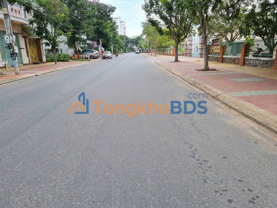 Đất Nền Võ Chí Công Phan Thiết 204m² - Hướng Đông Nam, Sẵn Sổ Hồng