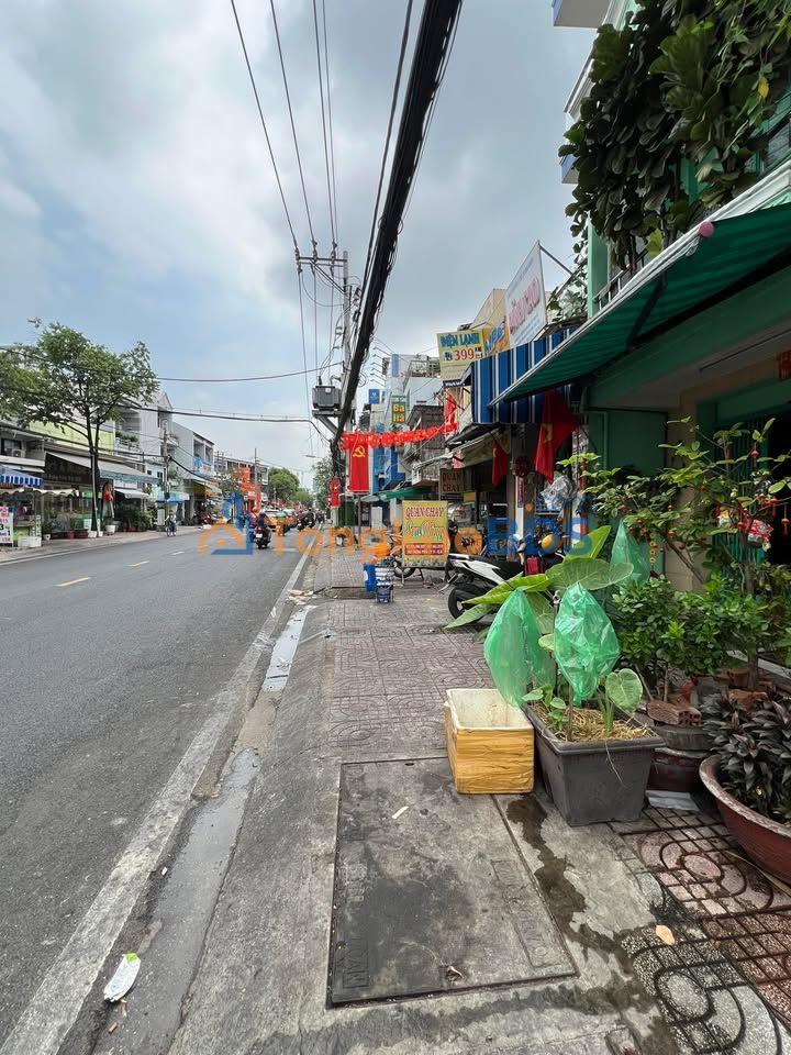 Nhà Hẻm Xe Hơi Thành Thái, Q10 - 64m², 3 Lầu, Thu Nhập 28 Triệu/Tháng