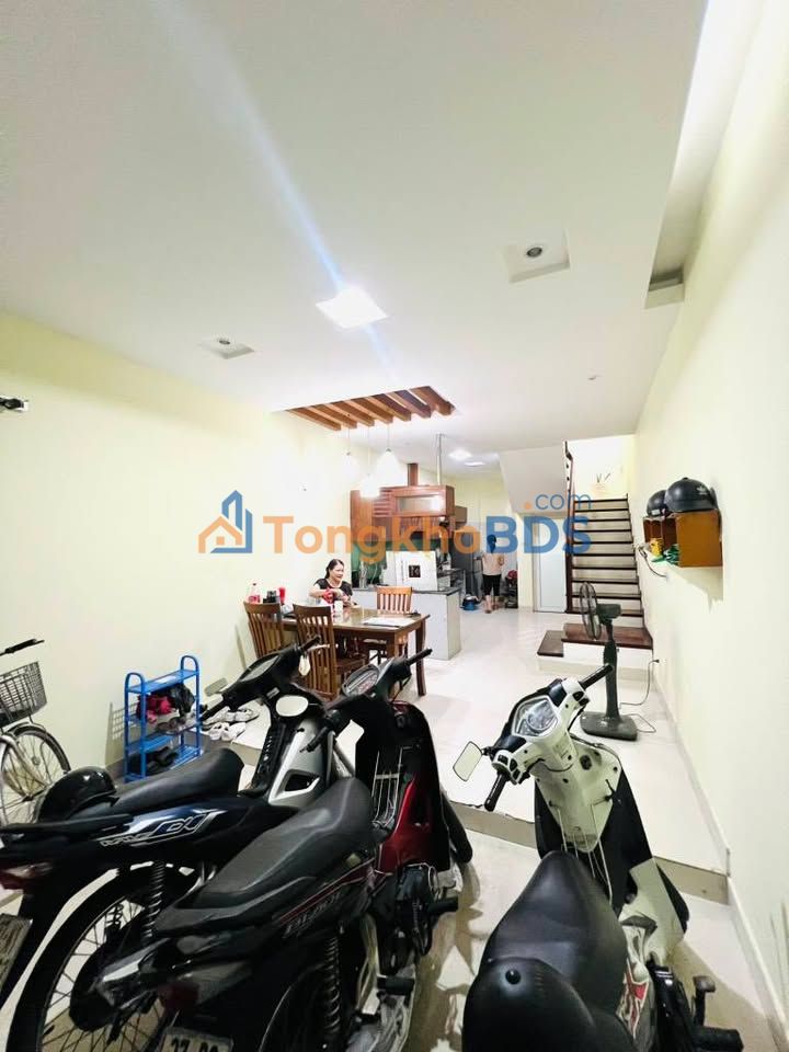 Nhà 50m² Trung tâm Khương Trung, Ba Đình - Giá 7 Tỷ, Ô tô Đỗ Cửa, Sẵn Sàng Đón Tết