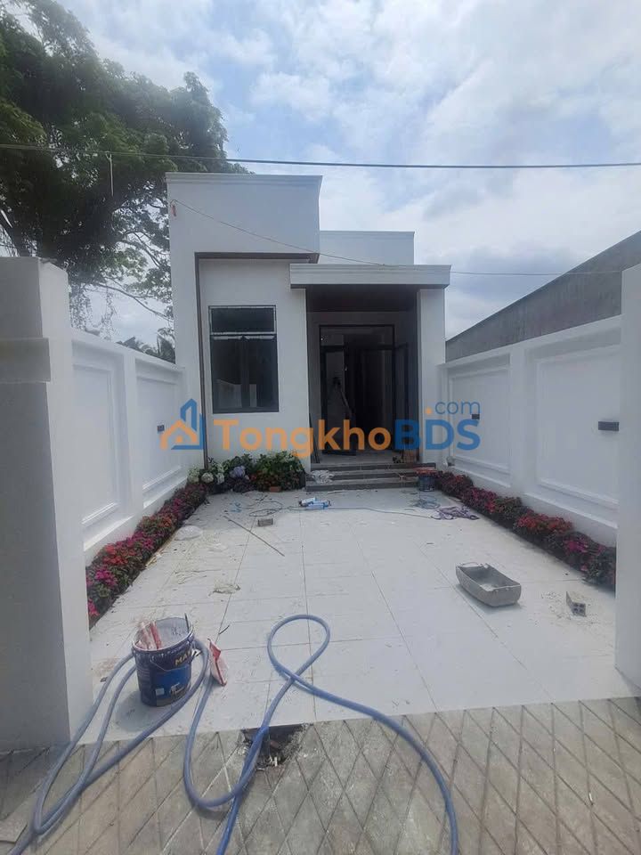 Nhà 124m² Phường 4 Vĩnh Long - Sổ Đỏ Thổ Cư, Giá 1.39 Tỷ