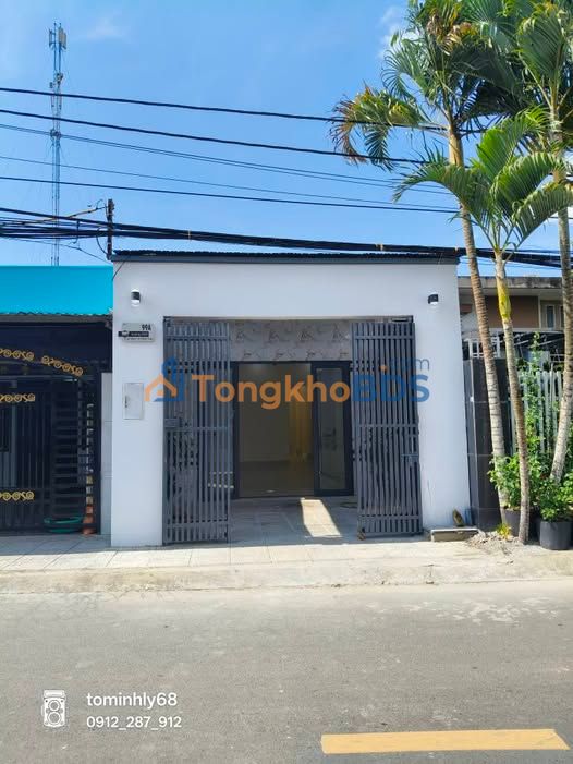 Nhà mặt tiền Trương Định Long Xuyên 1,95 tỷ - Chính chủ