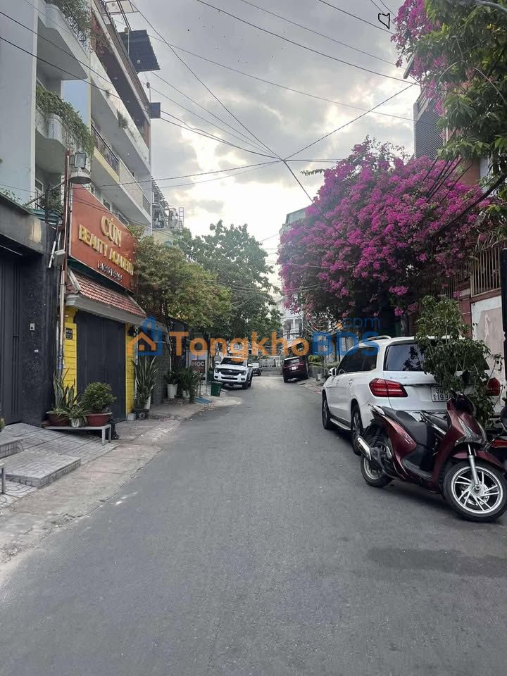 Nhà Hẻm Xe Hơi Thành Thái, Quận 10 - 46m² Giá 10.15 Tỷ