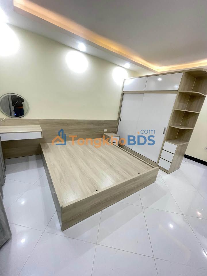 Cho thuê nhà 5 tầng full nội thất, 160m² tại Phú Lương, Hà Đông - Sẵn Sàng Dọn Vào Ở