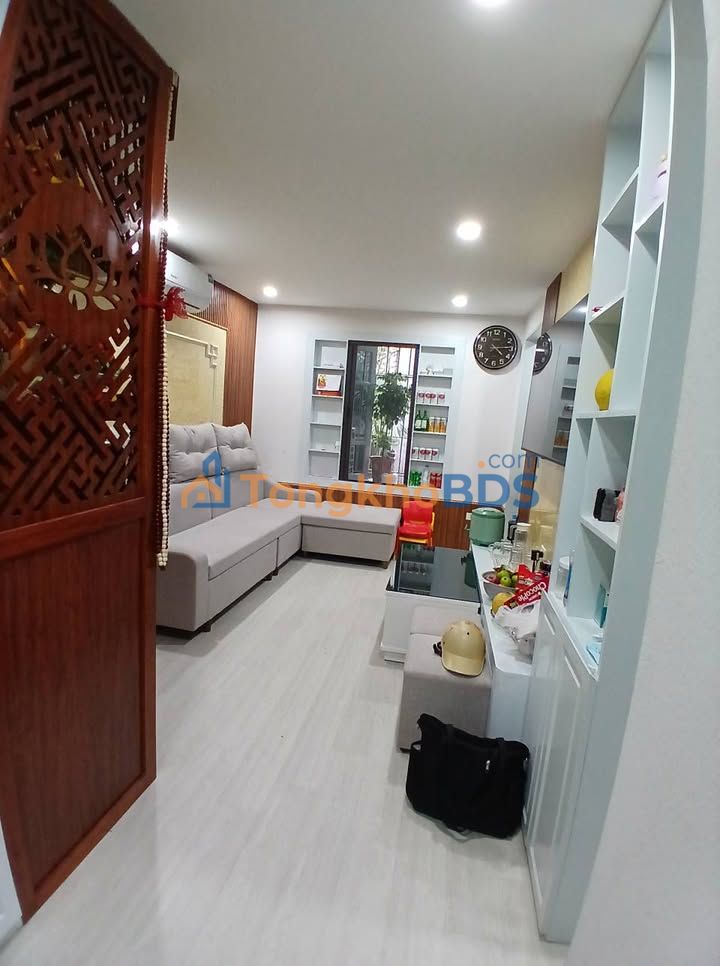 Chung cư Nam Đồng 70m² 3PN - Khu dân trí cao, ô tô đỗ tận nơi