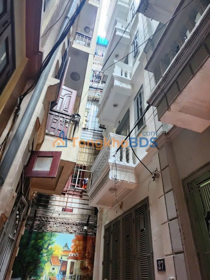 Nhà Phố Cổ Điển Nghĩa Đô - Cầu Giấy, 35m² x 5 Tầng, Giá 9.5 Tỷ