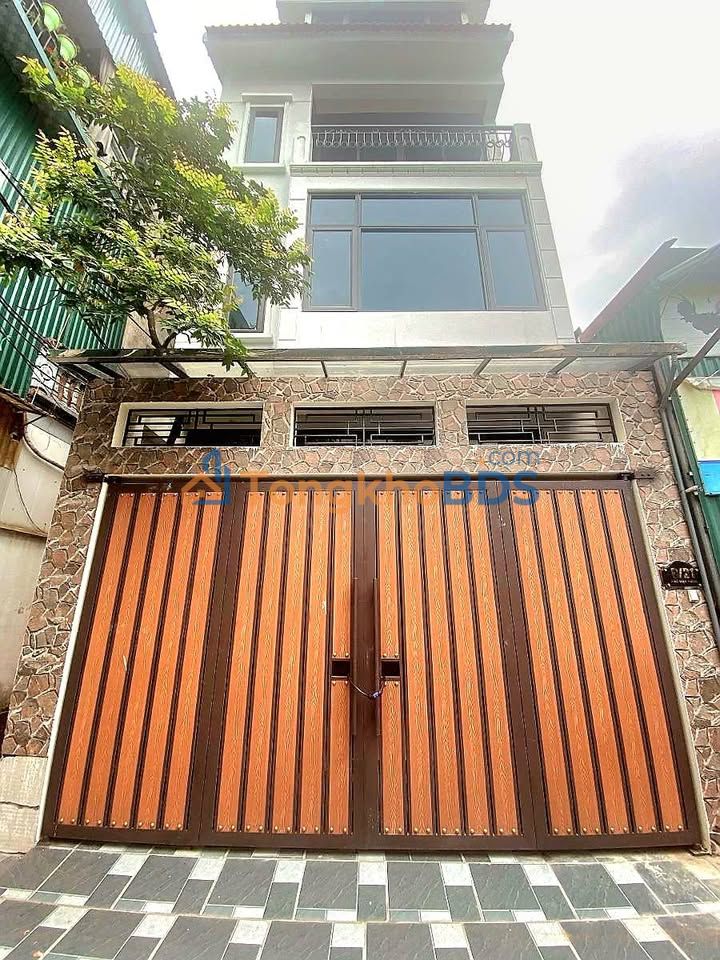 Nhà riêng Phường Việt Hưng 65m² giá 16 tỷ - Ô tô vào tận nhà