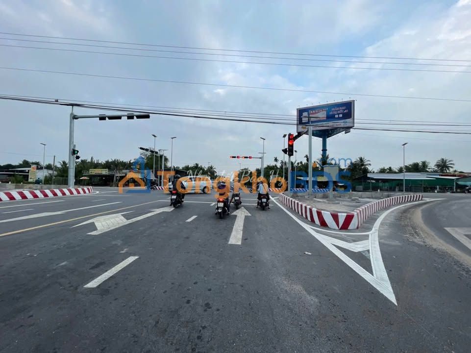 Bán đất mặt tiền QL60 Trà Vinh, 7.7x39m, 1.x tỷ - Kinh doanh đắc lợi