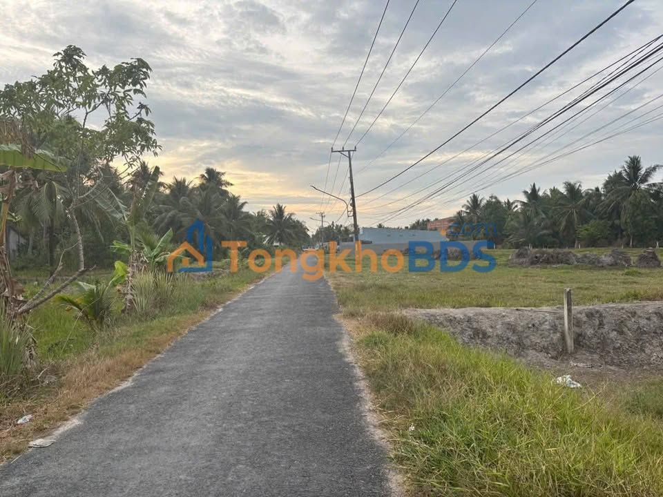 Bán Đất Mặt Tiền 250m² Trà Vinh - Sổ Đỏ Thổ Cư 500 Triệu