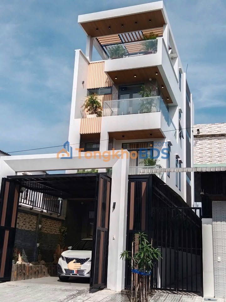 Nhà Cho Thuê Mặt Tiền Đường DJ10, Bến Cát - 4PN Full Nội Thất Sang Trọng