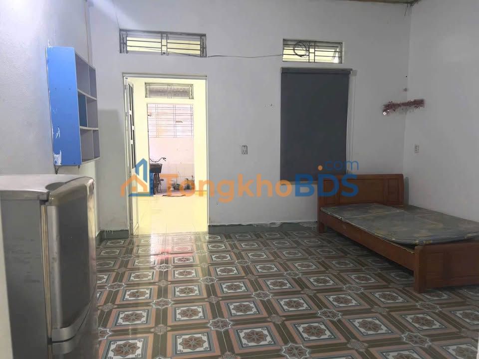 Nhà C4 Lô Góc 60m² Trần Tất Văn, Kiến An - Sổ Hồng, Ô Tô Đỗ Cửa