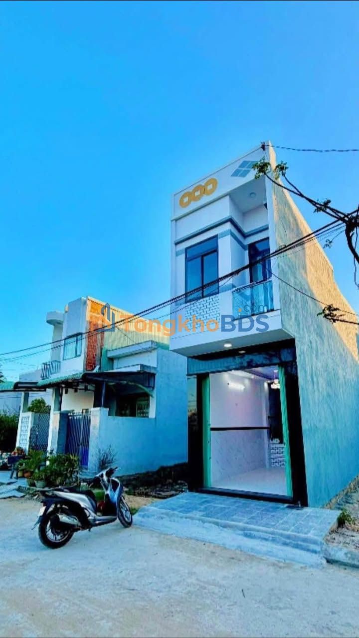 Nhà Mặt Tiền Chợ Dinh, Tuy Hòa - 49m² 3PN, Giá 2.35 Tỷ TL