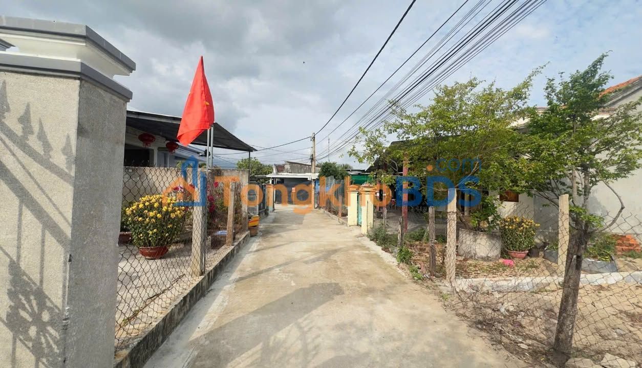 Đất Vạn Ninh 155m² Full Thổ Cư - Giá 950 Triệu, Đường Ô Tô