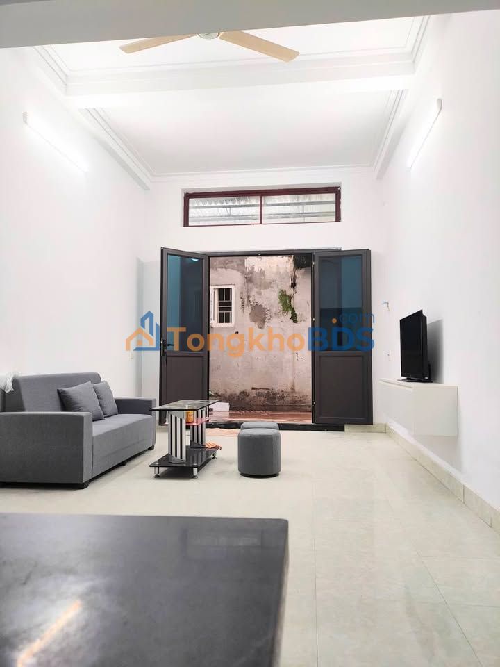 Nhà 2.5 Tầng Mới Tinh Trung Tâm TP Thanh Hóa - 40m² Giá 2.09 Tỷ