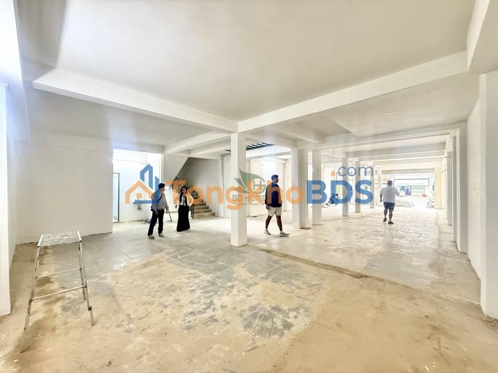 Nhà 3 Tầng Mặt Tiền 23/10, Nha Trang - 180m² Kinh Doanh Sầm Uất