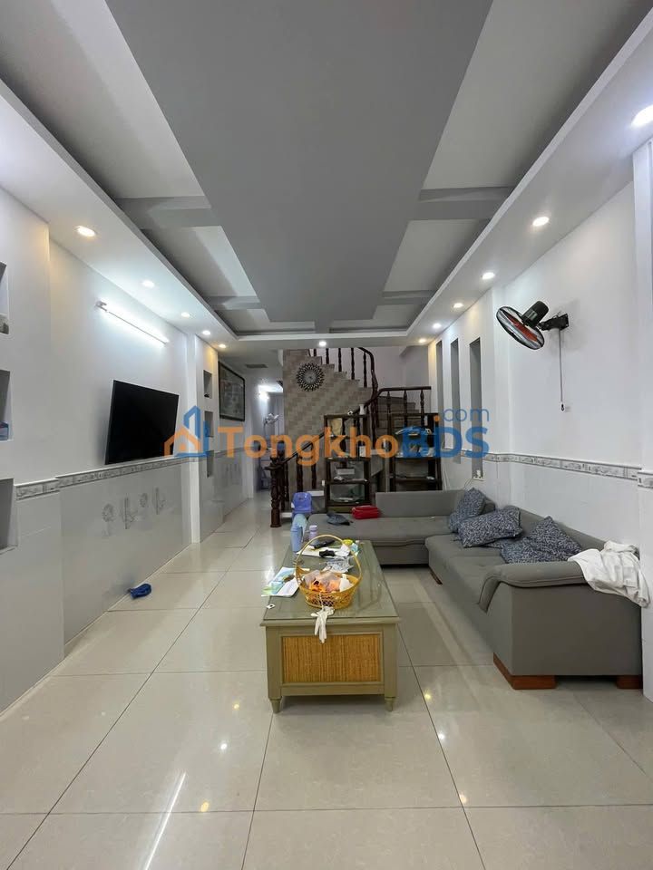 Nhà 70m² Dĩ An - 3PN Đủ WC Riêng, Giá 5.6 Tỷ