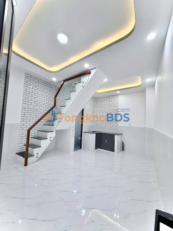 Nhà 24m² Lê Văn Lương, Quận 7 - Giá 1.3 Tỷ, Sẵn Sàng Ở Ngay