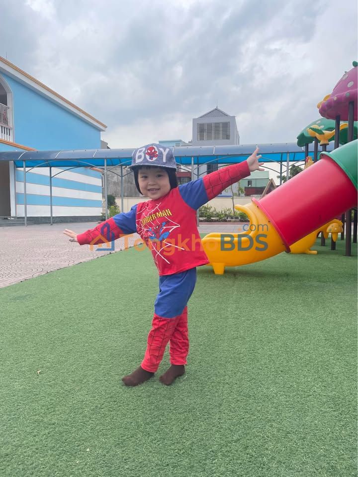 Nhà Lô Góc Mặt Ngõ Trần Nguyên Hãn, Hải Phòng - 40m², 3 Tầng, Full Nội Thất