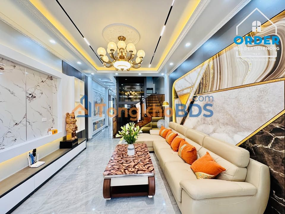 Nhà Mặt Tiền Lê Chân, Hải Phòng 130m² - Full Nội Thất Cao Cấp, Sẵn Sàng Dọn Vào Ở Ngay!