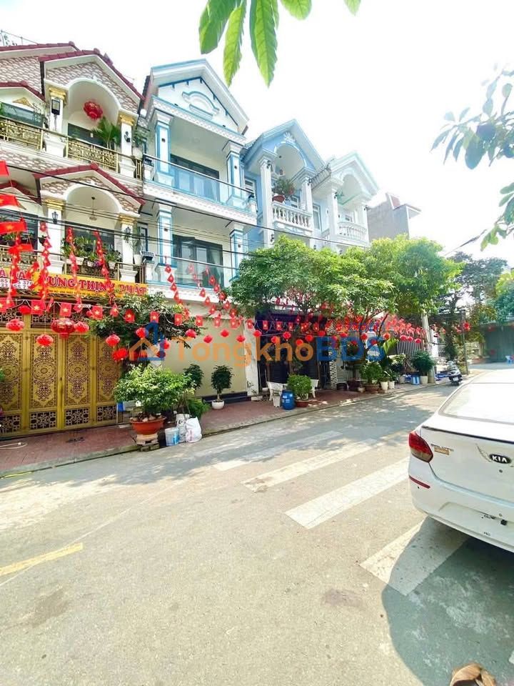 Nhà 2PN Hẻm Bùi Thị Xuân, Dĩ An - Giá 4 Triệu/Tháng