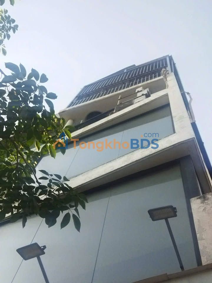 Nhà Mặt Tiền Kinh Doanh Hồng Hà, Tân Bình - 120m² - Giá 30 Triệu/Tháng