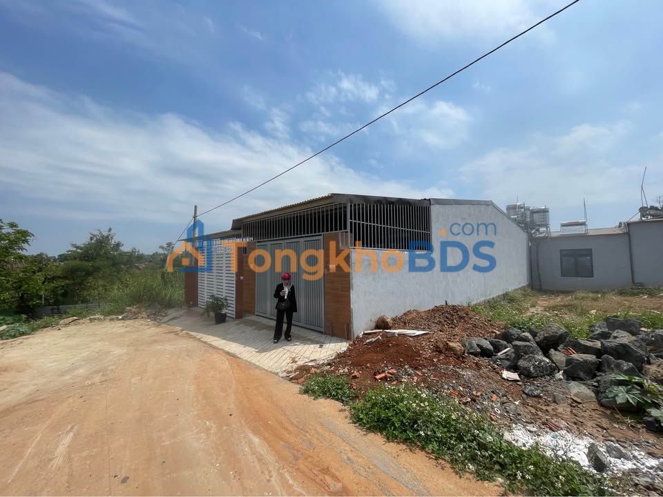 Đất Nền Buôn Ma Thuột 100m² - Thổ Cư 100% - Giá 1.95 Tỷ