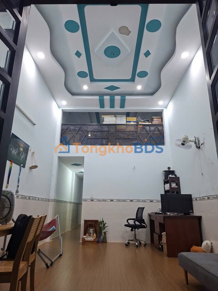 Nhà Mặt Tiền Ô Tô Dĩ An 68m² - 3 Tỷ, 4PN, Full Nội Thất