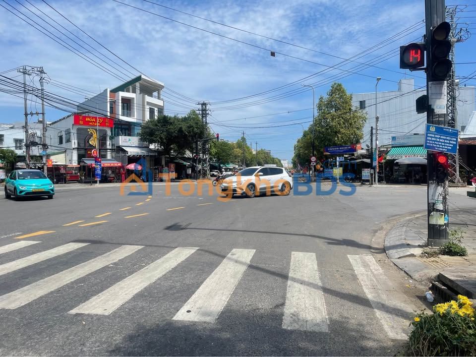 Mặt Tiền Phạm Văn Đồng, Bình Sơn - Nhà 100m² Kinh Doanh Giá 6 Tỷ