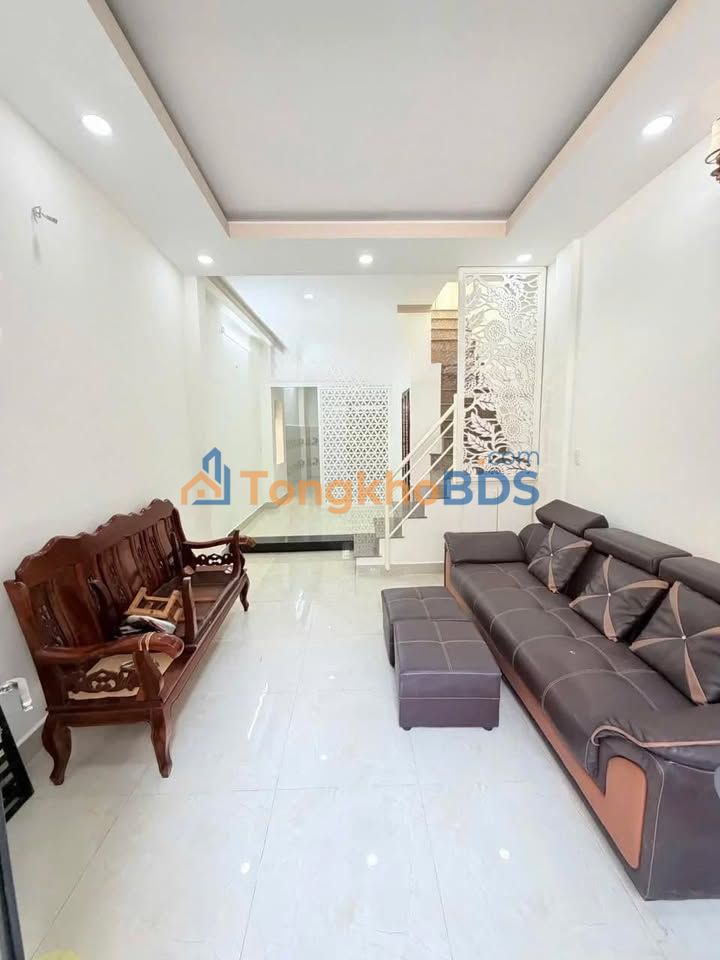 Nhà Phố Lê Văn Sỹ, Q3 - 41m², 2PN, Hẻm 5m Xe Hơi - Sẵn Sàng Ở Ngay