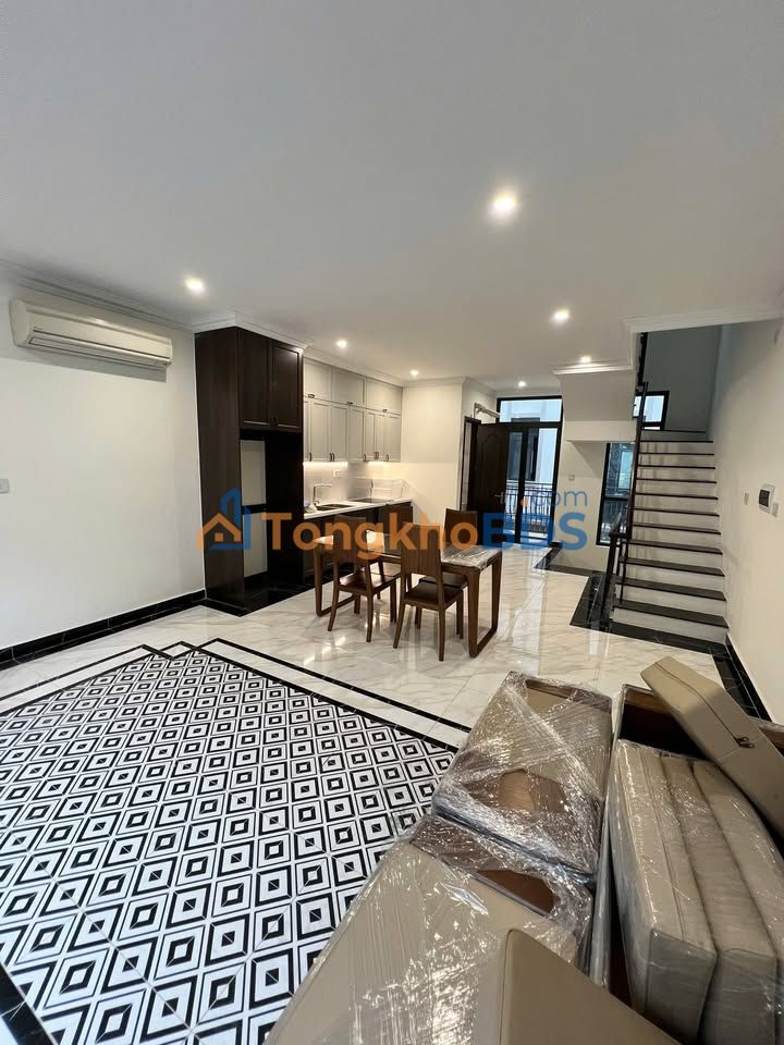 Cho thuê Căn hộ Sao Biển VinOcean Park 4PN - Đủ nội thất, 11tr/tháng