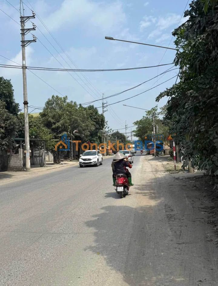 Đất Đông Yên Quốc Oai 1.700m² 3 tỷ - Sổ đỏ chính chủ