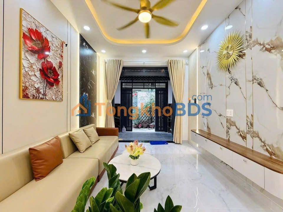 Nhà 42m² Gò Vấp Giá 4 Tỷ - Sổ Hồng Riêng, Tặng Nội Thất Cao Cấp