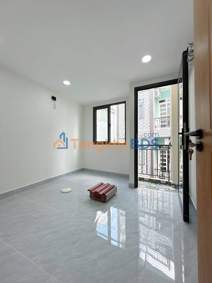 Nhà riêng Emart Phan Huy Ích 38m² 3,5 tỷ - Chính chủ bán