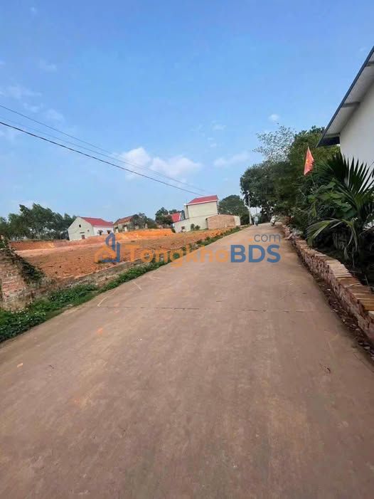 Đất nền Bắc Giang 200m² - Kinh doanh tốt, đường 2 ô tô tránh nhau