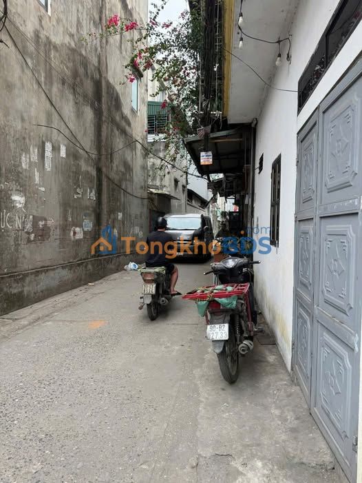 Nhà Phố Nam Dư 53m² (3T) - Ngõ Ô Tô, Sổ Đỏ Sẵn Sàng, Giá 9.72 Tỷ