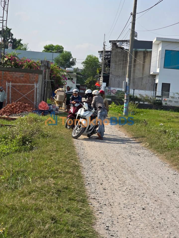 Bán Đất Thổ Cư Đức Hòa, Long An 124m² - Sổ Hồng Sẵn Sàng