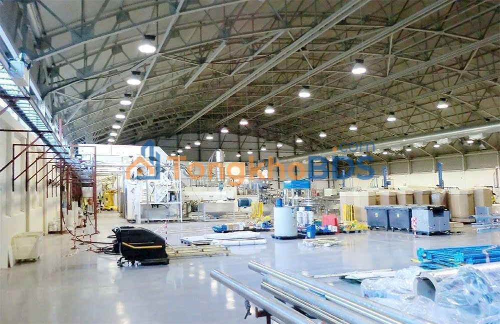 Nhà xưởng 2800m² KCN Tân Đức, Long An - 35 tỷ, Sẵn Sàng Hoạt Động