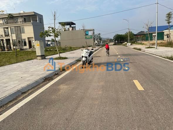 Bán đất nền Trung Chính, Nghi Sơn 121m² - Sổ đỏ chính chủ, hướng Đông