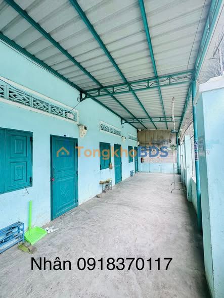 Cho thuê phòng trọ có gác, mặt tiền QL1A, Bình Tân - Giá 1.1 triệu/tháng