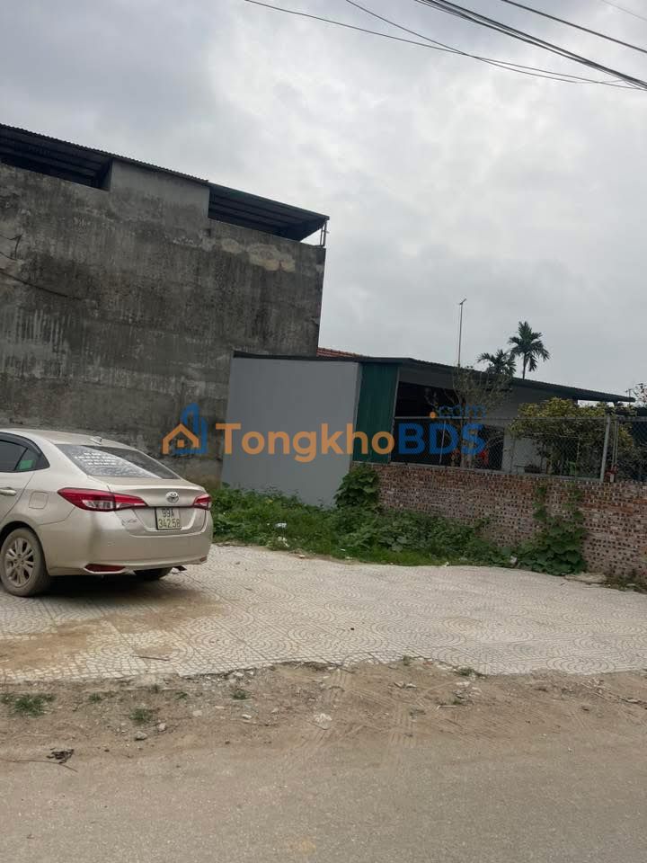 Đất nền Gia Bình - 90m² mặt tiền 5.98m - Giá 3.x Tỷ