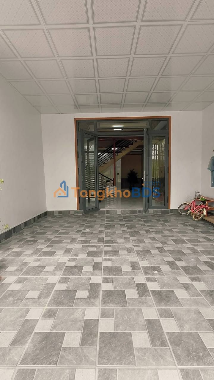 Nhà Kim Đồng Đà Lạt 75m² 2.5 Tỷ - Hoàn thiện, Sân ô tô