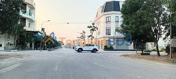 Đất nền Tassico Central Park 300m² - Đường to ô tô