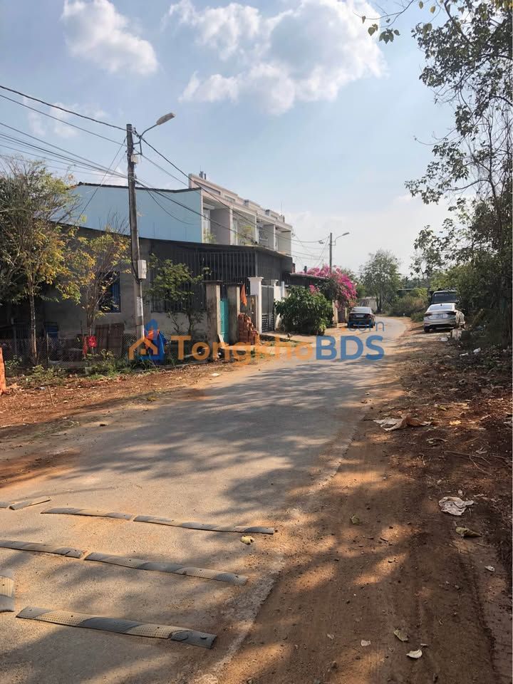 Nhà Đẹp Hẻm Mai Thị Lựu, BMT - 5x24m, 3.3 Tỷ - Ô Tô Thoải Mái