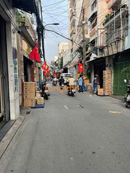 Nhà Tân Bình Lý Thường Kiệt 90m² 9 tỷ - Ô tô vào tận nhà